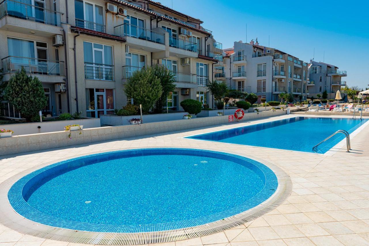 Menada Apolon Apartments Sozopol Zewnętrze zdjęcie